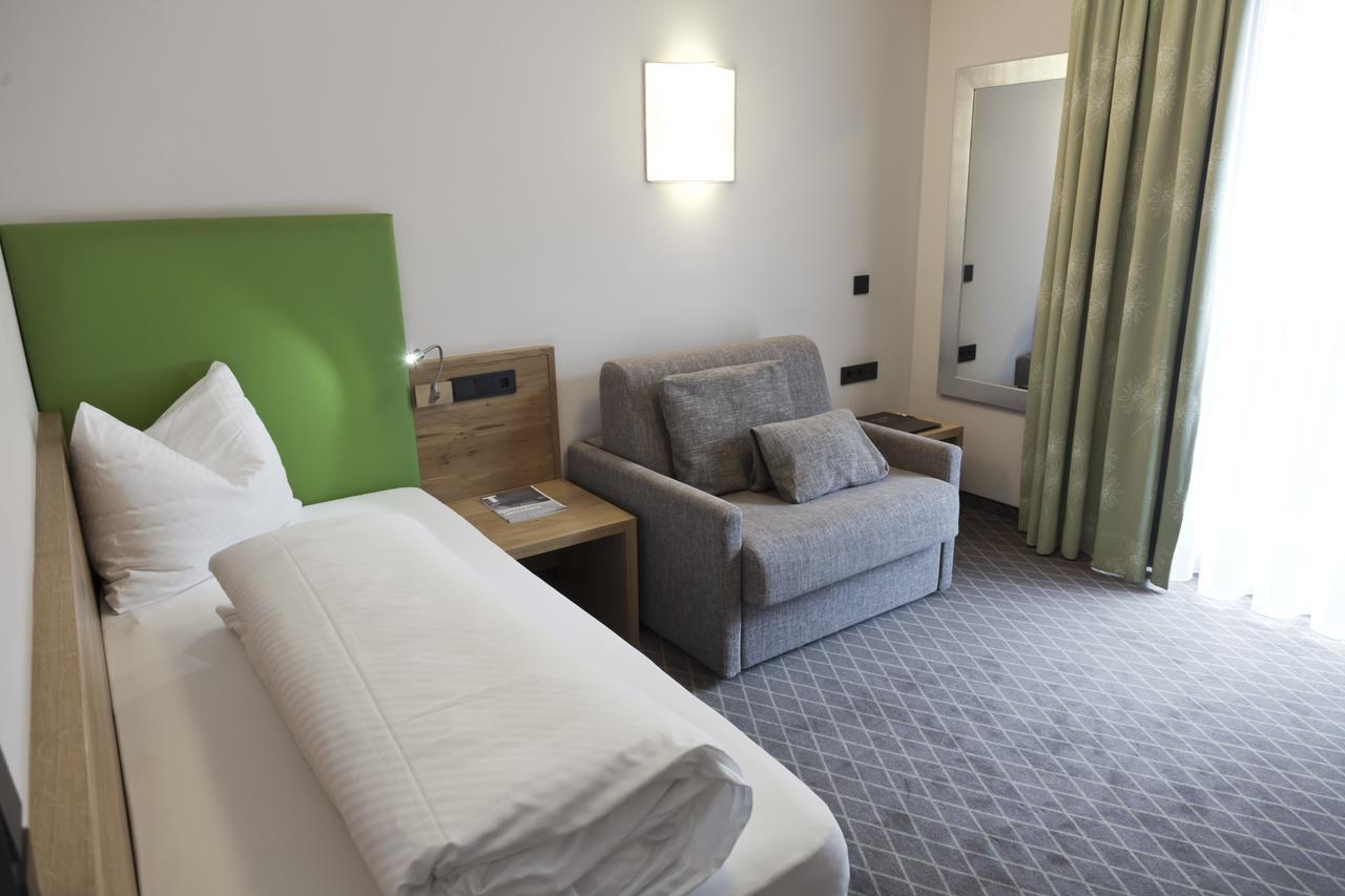 Hotel Mozart ランデック エクステリア 写真